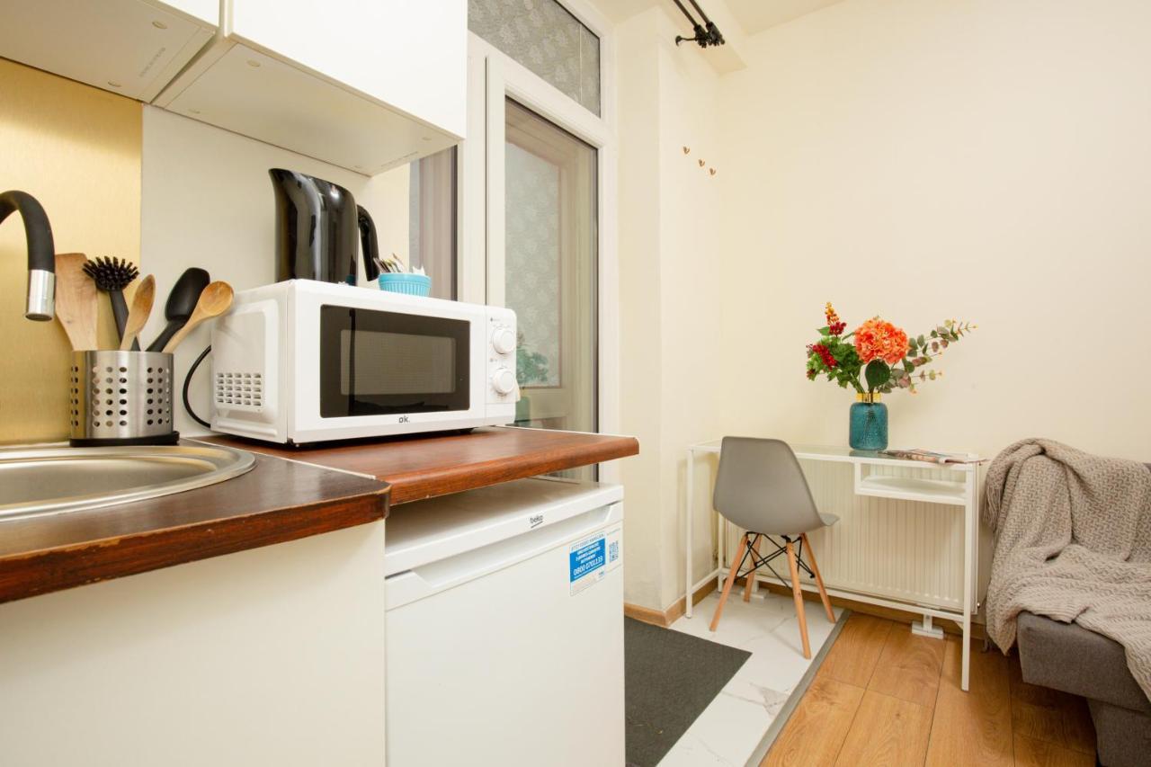 Micro Apartment Miaczynska By Noclegi Renters Warsaw Luaran gambar